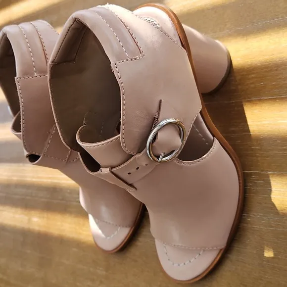 BERNARDO HAZEL SHOOTIES