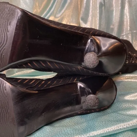 𝅺BESPOKE black heel stretch boots with rhinestone and Leather accents zipper