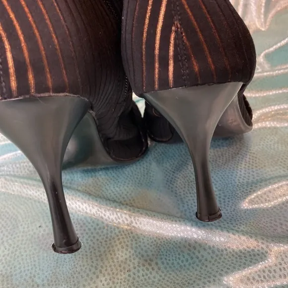 𝅺BESPOKE black heel stretch boots with rhinestone and Leather accents zipper