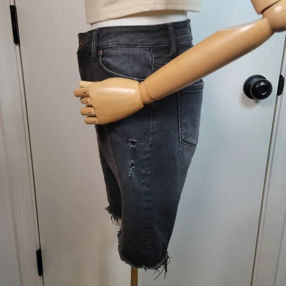 Böhme Button-Fly Fringe Cut-Off Black High Rise Bermuda Denim Shorts Size 26