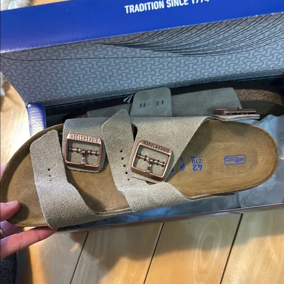 Birkenstock Arizona BS Sandals in Taupe