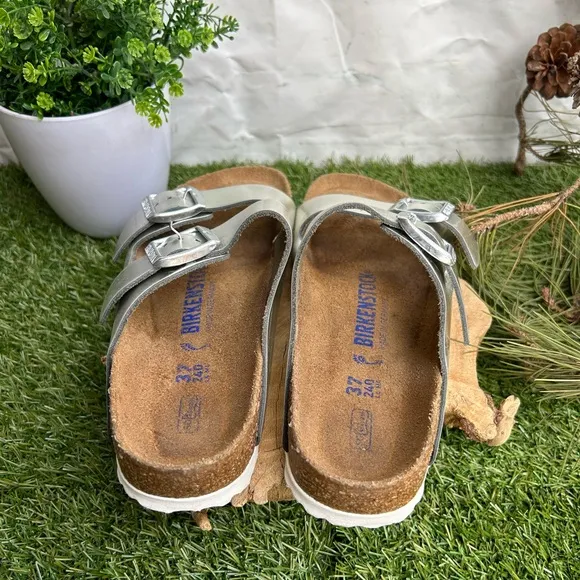 Birkenstock Arizona Soft FootbedLeather - Metallic Silver$150 37 US 6-6.5