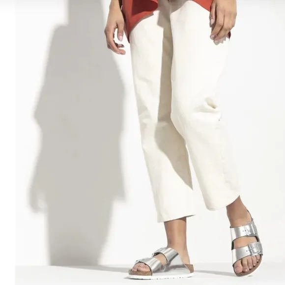 Birkenstock Arizona Soft FootbedLeather - Metallic Silver$150 37 US 6-6.5