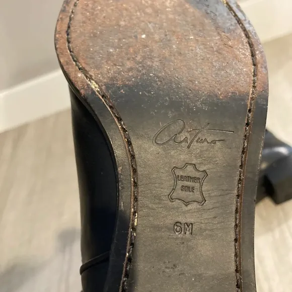 Black Leather Western Riding Boots