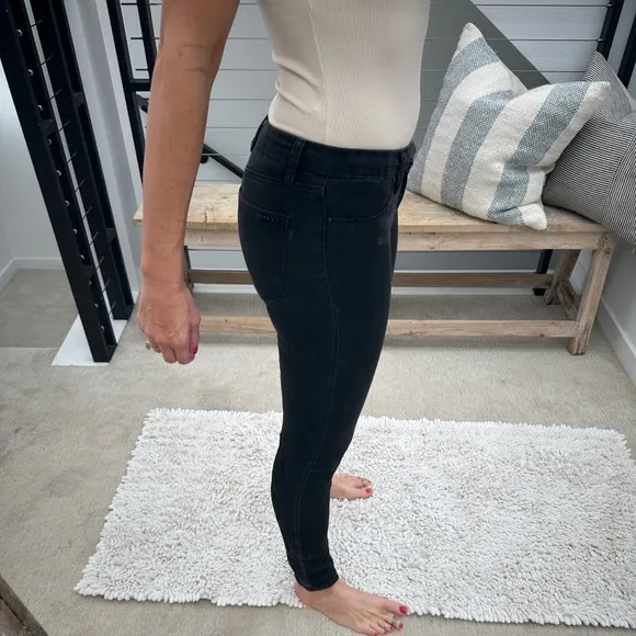 Blank NYC black Jeans denim pants low rise fall skinny fit trendy classic 25