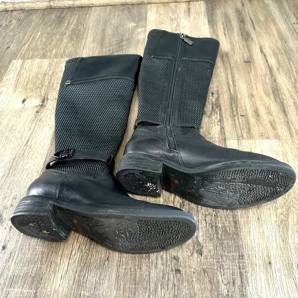 Blondo aqua protect leather black boots size 5.5