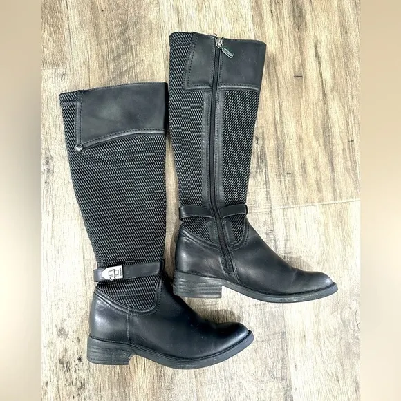 Blondo aqua protect leather black boots size 5.5