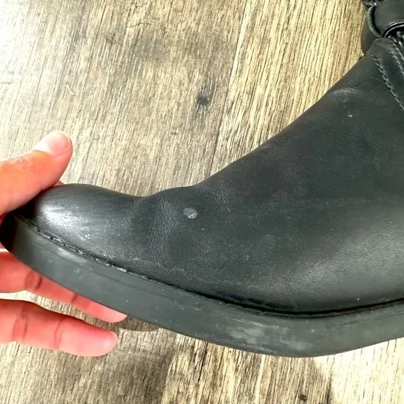 Blondo aqua protect leather black boots size 5.5