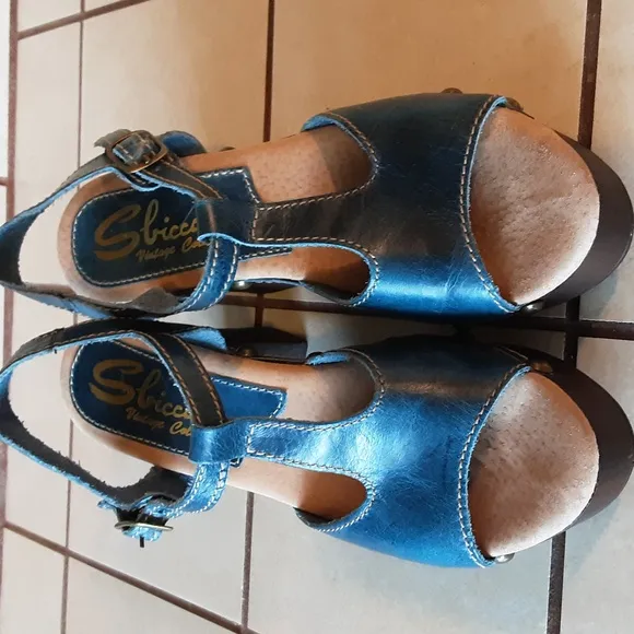 Blue Leather Women's Sandals