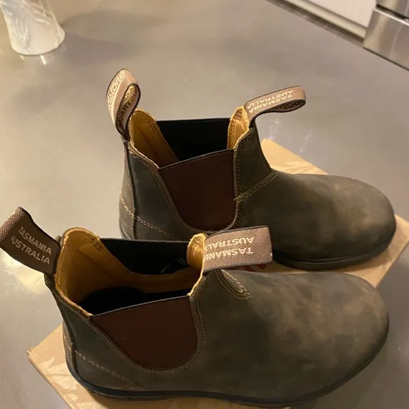 Blundstone Chelsea Boots - Rustic Brown