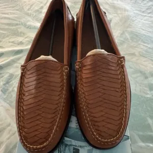 BNWT Sperry Rich Brown Leather Slip-On Loafers with Embossed Pattern