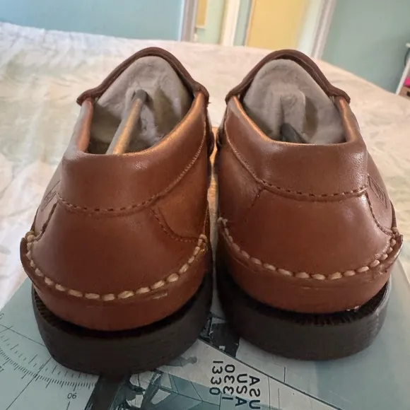 BNWT Sperry Rich Brown Leather Slip-On Loafers with Embossed Pattern
