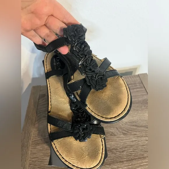 Boc Slingback Women's Black Leather OpenToe Florette Flat Strappy Sandals Sz 9