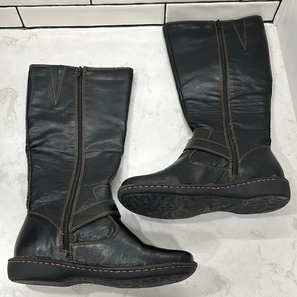 B.O.C. Virginia Tall Wide Calf Riding Boots Size 10M Brown Buckles
