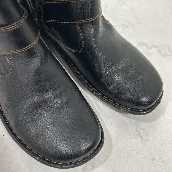 B.O.C. Virginia Tall Wide Calf Riding Boots Size 10M Brown Buckles