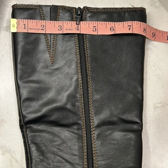 B.O.C. Virginia Tall Wide Calf Riding Boots Size 10M Brown Buckles