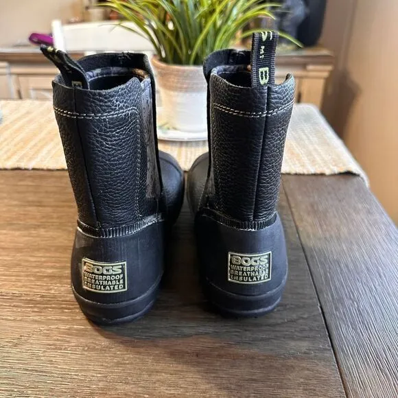BOGS Waterproof Breathable Black Ankle‎ Rain Boots Floral Lining Leather