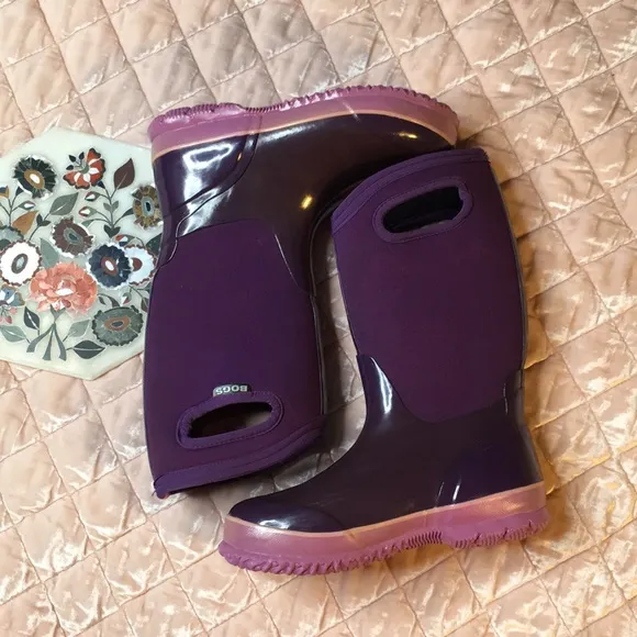 BOGS youth Classics Grape