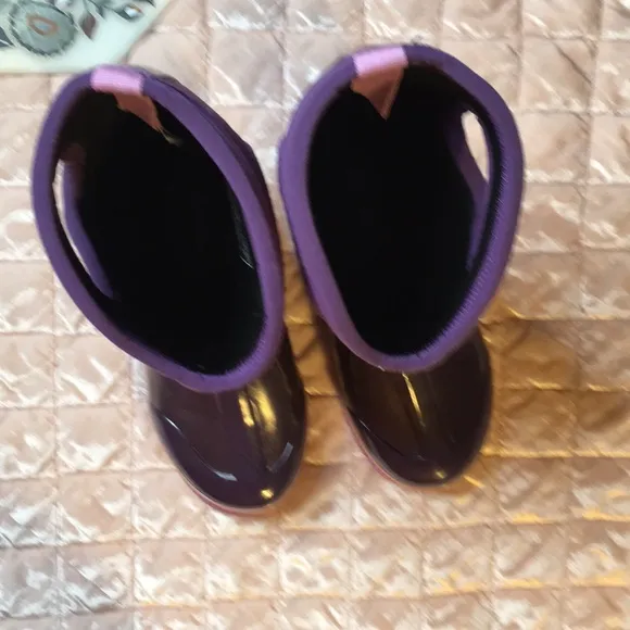 BOGS youth Classics Grape