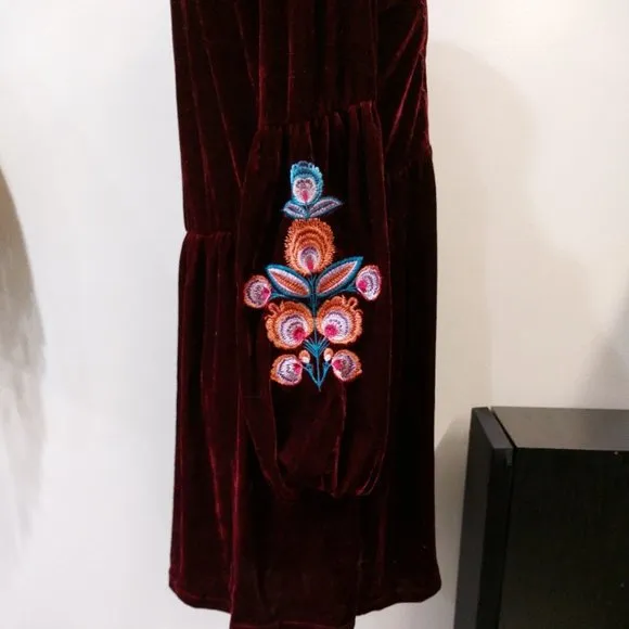 💋BOHO CHIC💋 Vintage Johnny Was Burgundy Velvet Embroidered Tunic Dress