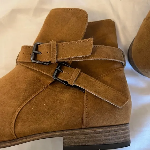 Boohoo MAN Mens Size 9 Brown Faux Suede Chelsea Casual Boots Buckle MZZ17745-166
