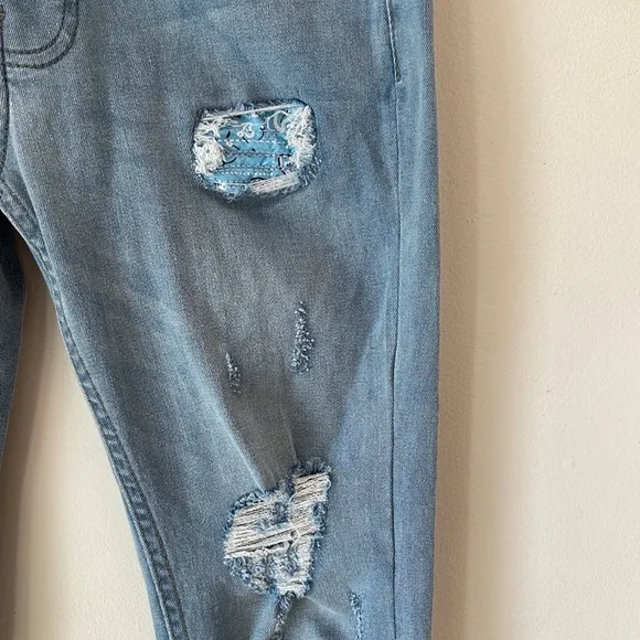 BOOHOO MAN Super Skinny Bandana Rip &amp; Repair Jeans 28