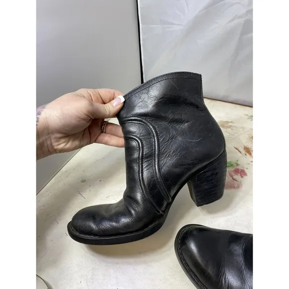 Born Ankle Boots Booties Womens 8M Black Leather Western Zipper Anny