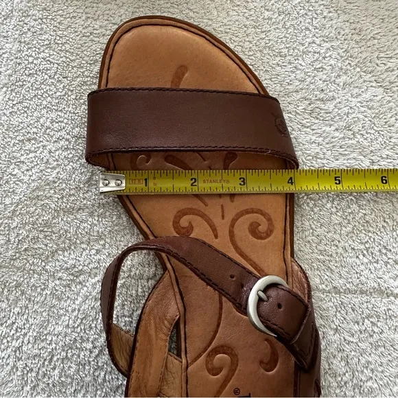 Born Brown Leather Comfort Buckle Strap Sandals 8