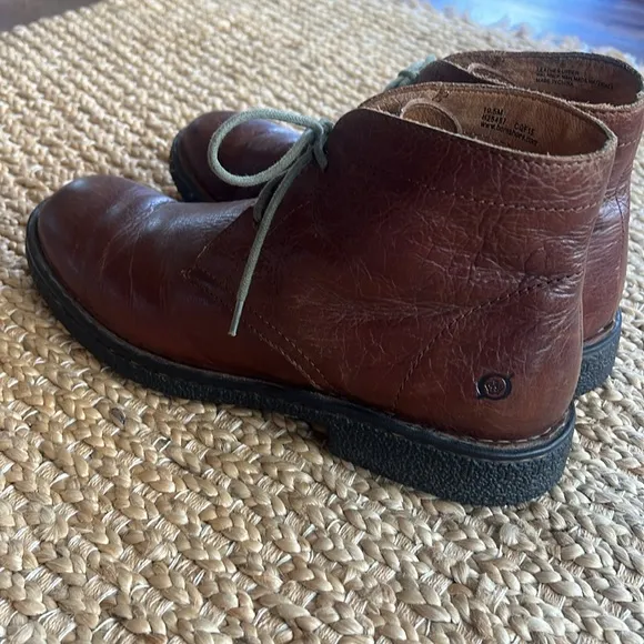 Born Men’s 10.5 Brown Leather Lace Up Chukka Boots Bohemian Casual