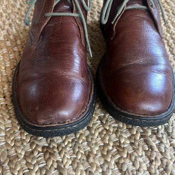 Born Men’s 10.5 Brown Leather Lace Up Chukka Boots Bohemian Casual