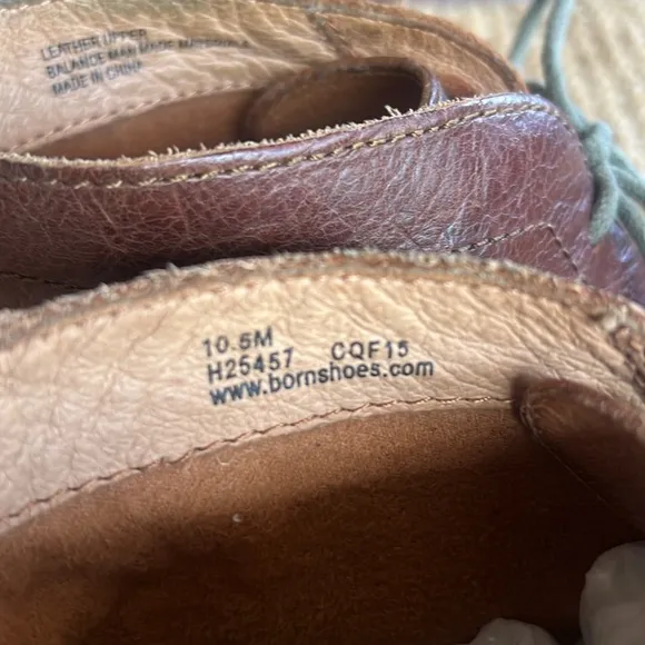Born Men’s 10.5 Brown Leather Lace Up Chukka Boots Bohemian Casual