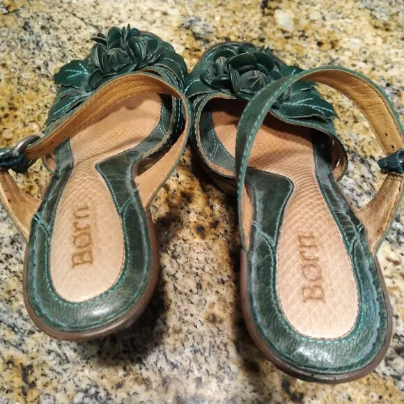 BORN Strappy Sandals Cone Heels Jade Green Flowers W41848 Women's Size 8