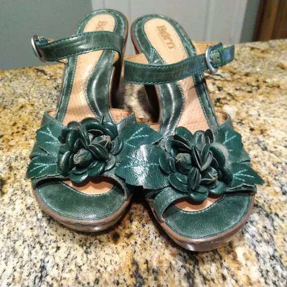 BORN Strappy Sandals Cone Heels Jade Green Flowers W41848 Women's Size 8