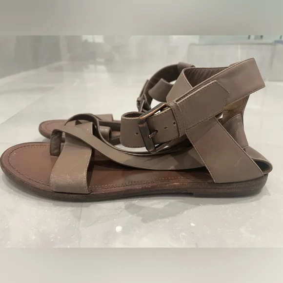 BOTTEGA VENETA LEATHER SANDALS