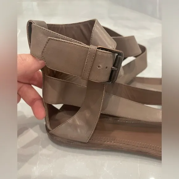 BOTTEGA VENETA LEATHER SANDALS