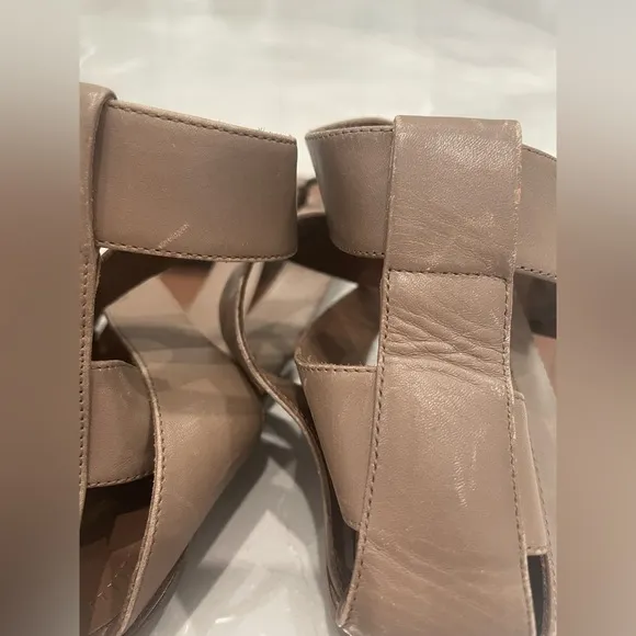 BOTTEGA VENETA LEATHER SANDALS
