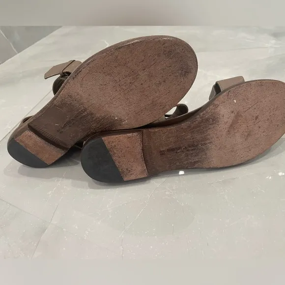BOTTEGA VENETA LEATHER SANDALS