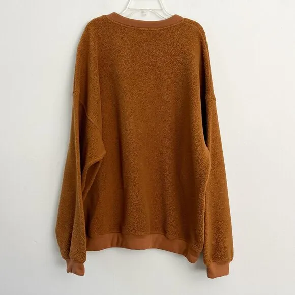 bound / brown tan fleece crewneck street sweater L