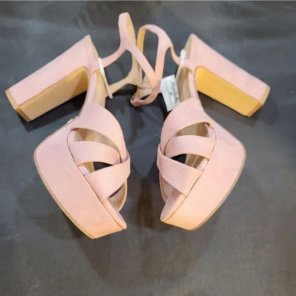 BRAND NEW CUSHIONAIRE  FOXY PLATFORM BLOCK HEEL DRESS SANDAL