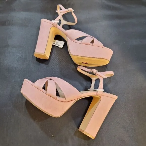 BRAND NEW CUSHIONAIRE  FOXY PLATFORM BLOCK HEEL DRESS SANDAL