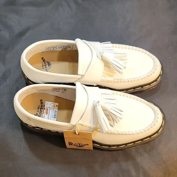 BRAND NEW DR. MARTEN'S ADRIAN  CLASSIC LEATHER LOAFER