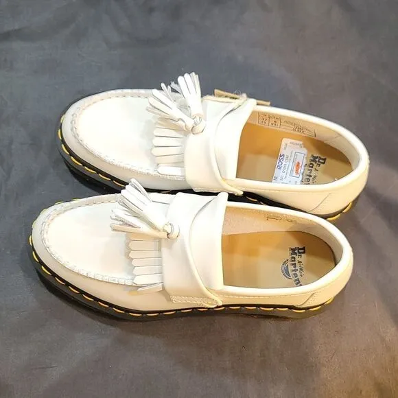 BRAND NEW DR. MARTEN'S ADRIAN  CLASSIC LEATHER LOAFER
