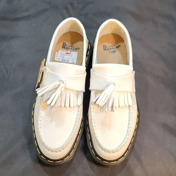 BRAND NEW DR. MARTEN'S ADRIAN  CLASSIC LEATHER LOAFER