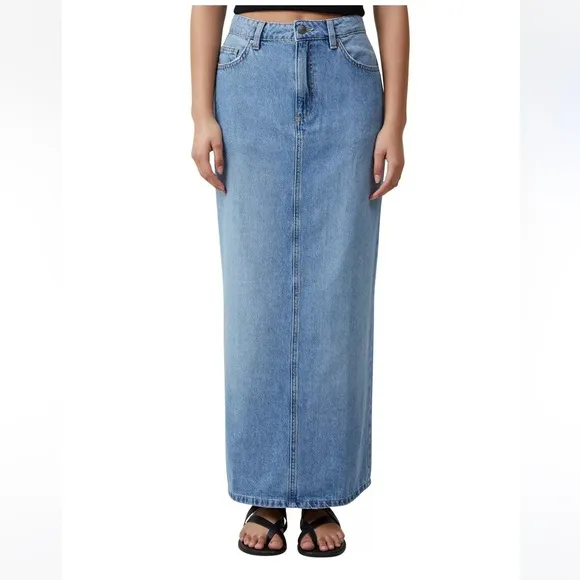 Brand New Women's  Denim Maxi Skirt Size 8 Trendy Influencer Top Pick