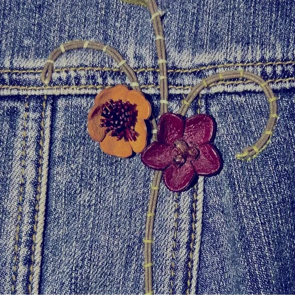 Brighton Denim Jean Jacket with Leather Embroidered Flowers 3 Hearts Size Large