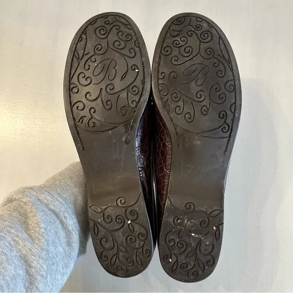 Brighton Women’s Brown Rounded Toe Leather Slip On Loafers Size 9.5N GUC