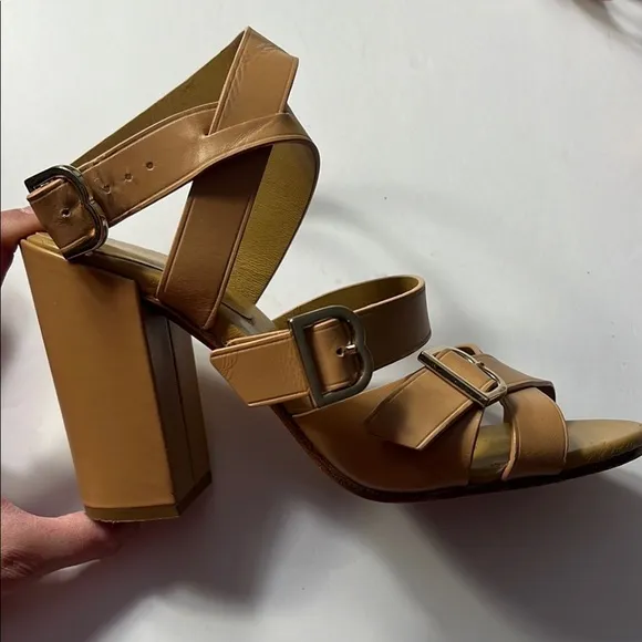 Brooks Brothers Sandals