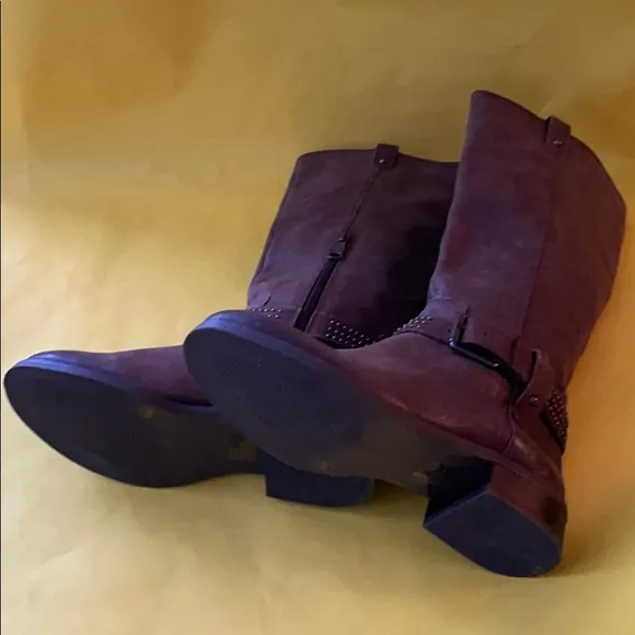 Brown Jessica Simpson leather riding boots