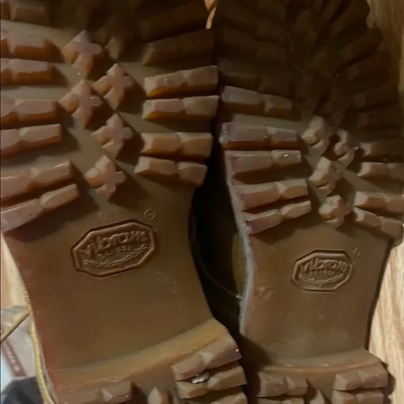 Brown Leather Lace-Up Boots