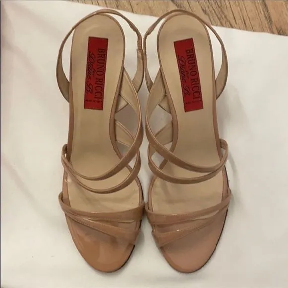BRUNO RICCI FOR DIANE B. TAUPE STRAPPY SAN…